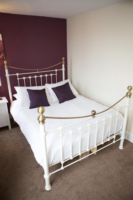 Bristol Serviced Lets - 152/154 Bath Road Номер фото