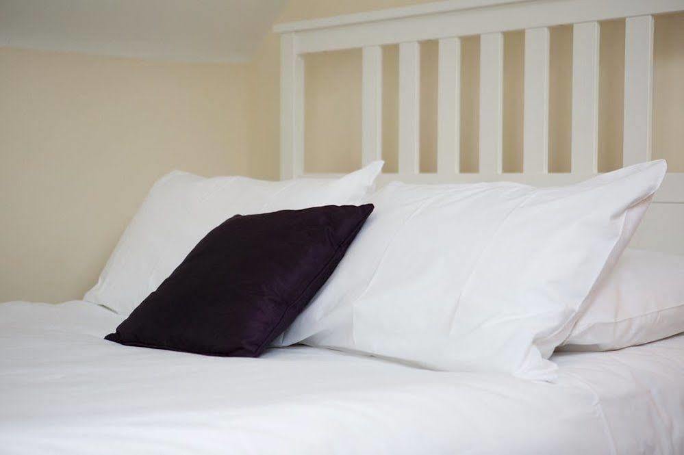 Bristol Serviced Lets - 152/154 Bath Road Экстерьер фото