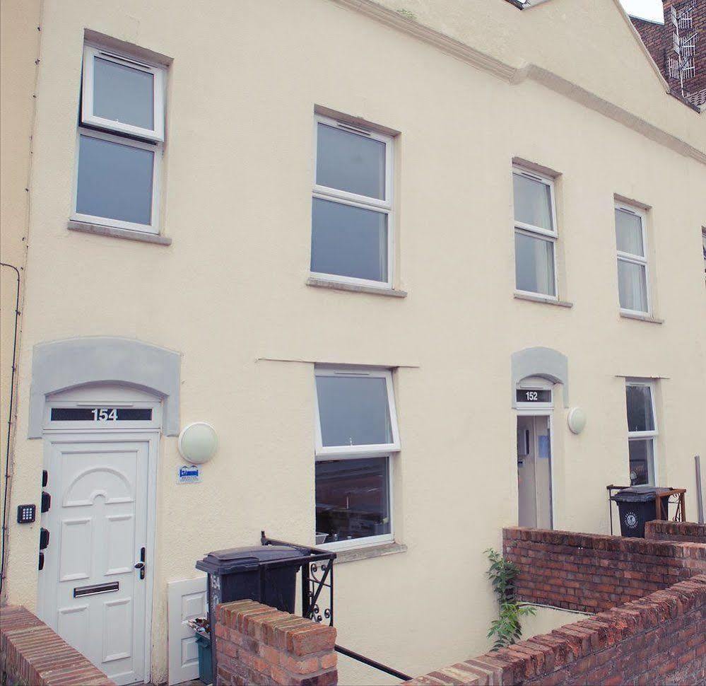 Bristol Serviced Lets - 152/154 Bath Road Экстерьер фото
